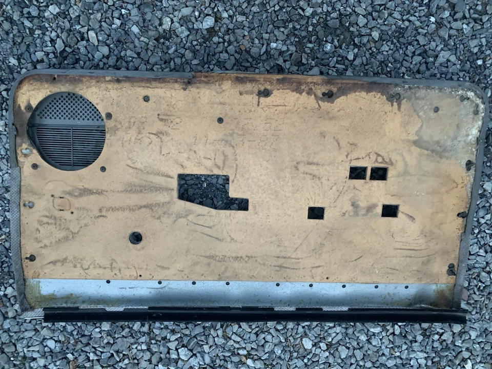 1988 Ford Escort GT Interior Drivers Passengers Door Panel 1st Gen High Out-Put - Image 3 of 4