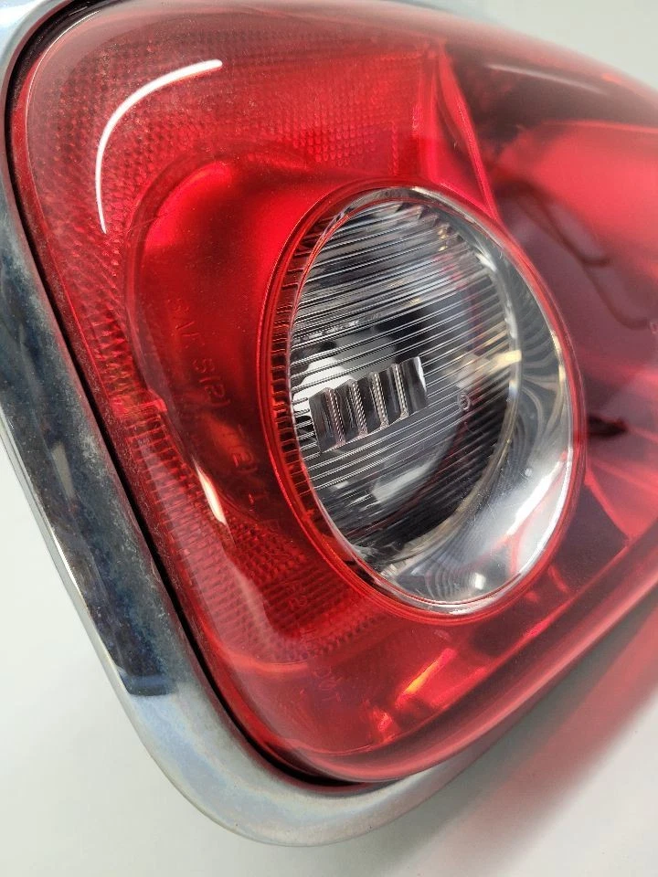 11-16 MINI COOPER COUNTRYMAN LH Driver luz trasera cuarto panel MTD 6219808151 Foto 3 de 4