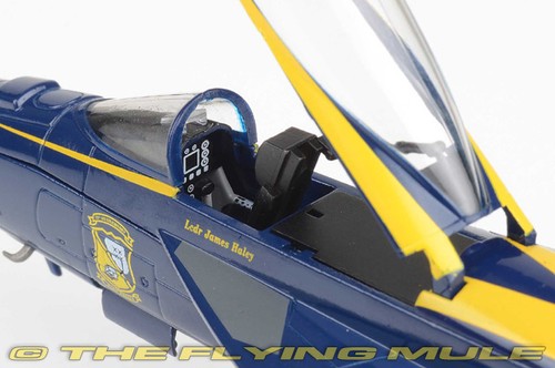 Hobby Master 1:72 F/A-18E Super Hornet USN Blue Angels #2 - 第 3/8 張圖片