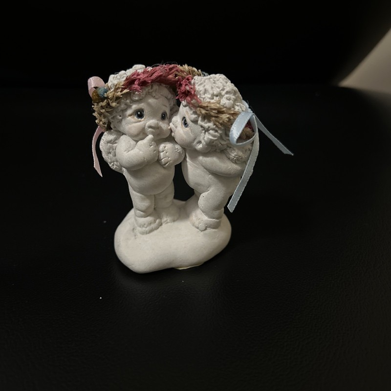 Dreamsicles Figurine DC162 Stolen Kiss