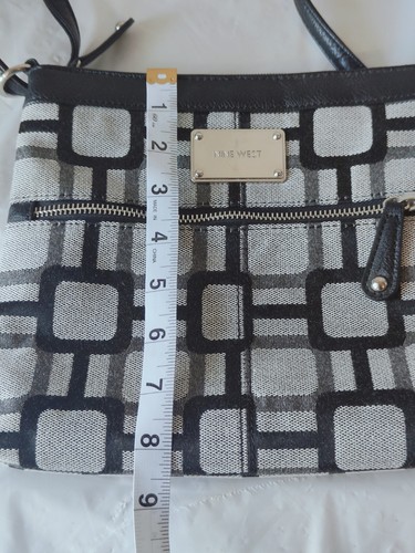 Nine West Handbag Black And Gray Geometric Pattern, Crossbody Adjustable Strap - Picture 19 of 20