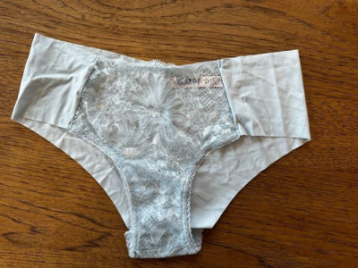 Victoria's Secret Sky Blue MED No Show Back Lace Front Classic Cheeky Panty VS