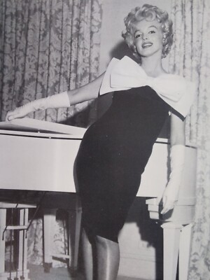Bow Marilyn Monroe Dress Black Marilyn Monroe Print Portrait Vtg 1982 Bow  Dress Walter Mitisch Tony