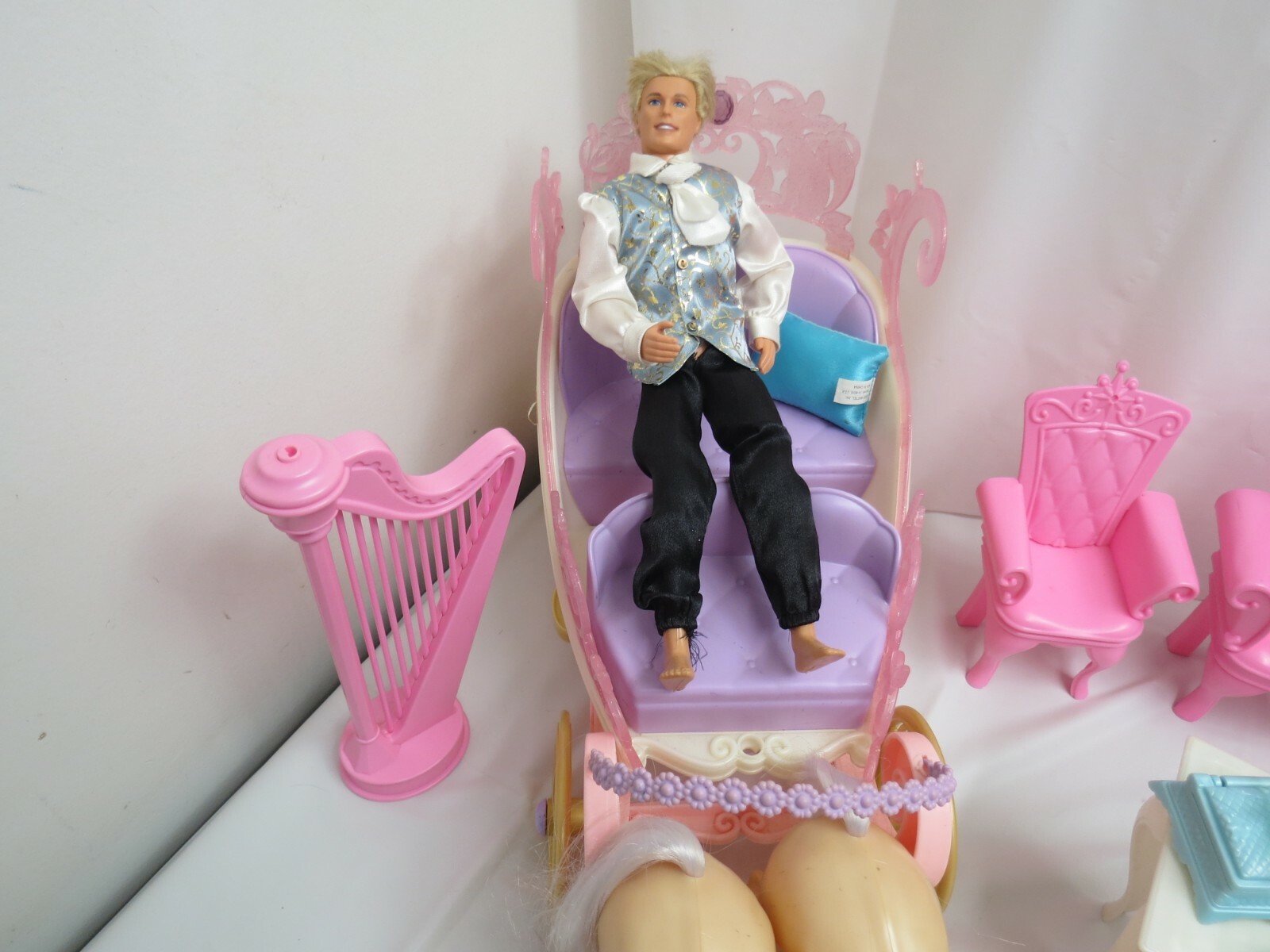 barbie swan lake castle