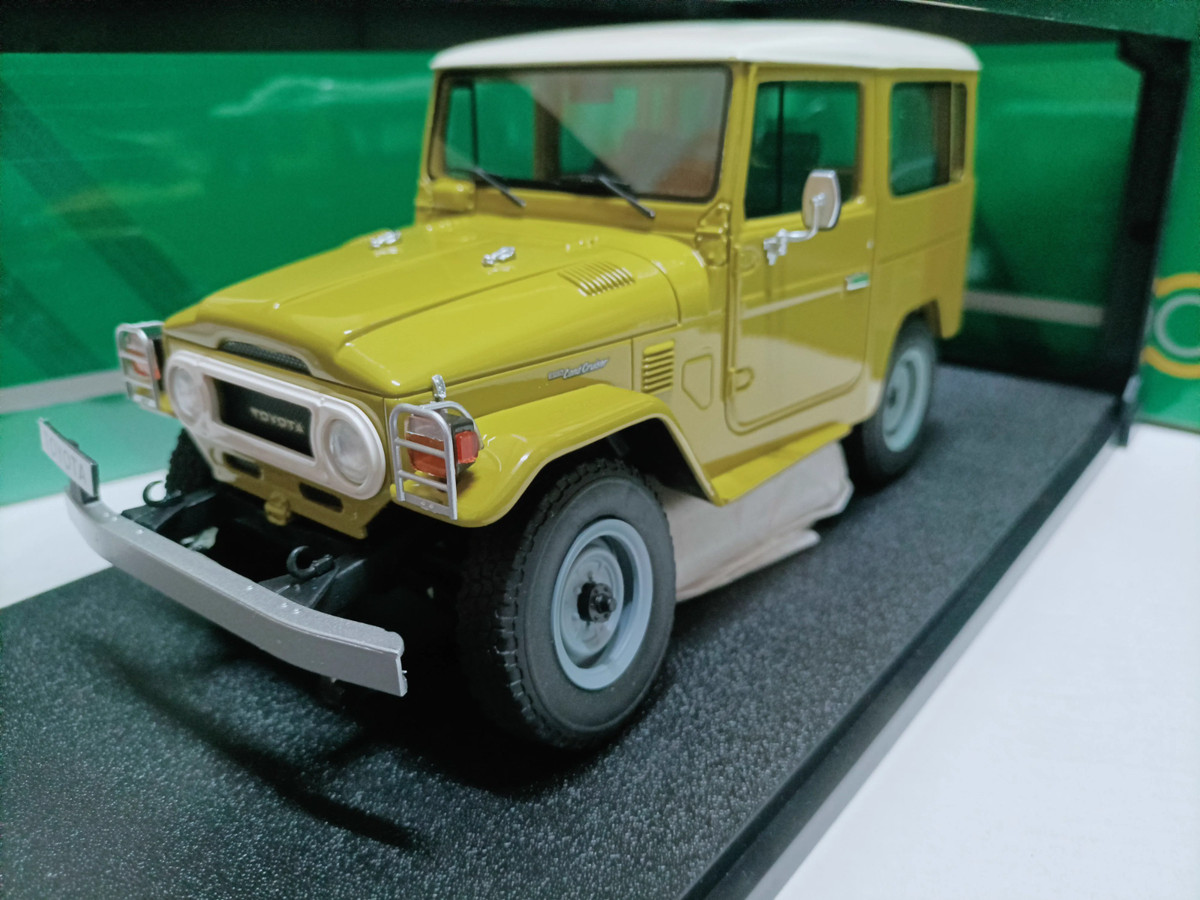 Cult 1/18 トヨタ ランドクルーザー LAND CRUISER 40 Cult 1/18 トヨタ ランドクルーザー TOYOTA LAND CRUISER 40 J04