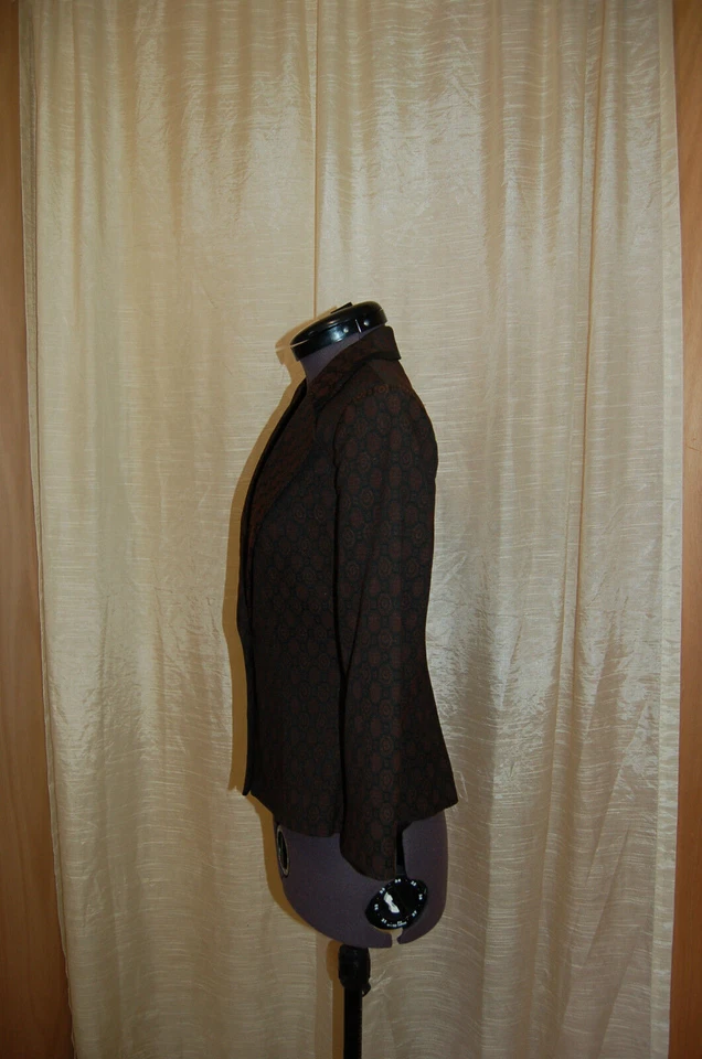 Nanette Lepore Black/Maroon Jacket Size 2 "Excellent condition" Made in USA - Image 3 of 4