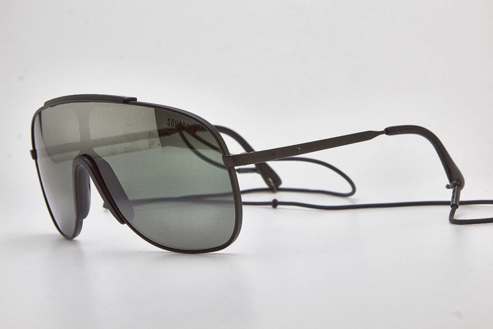 1980s vintage sunglasses black mask SQUADRON sunglasses Oversized Gradient - Image 3 of 4