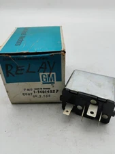 GM 14014527 Auxiliary Fuel Tank Relay Switch NOS Made in USA