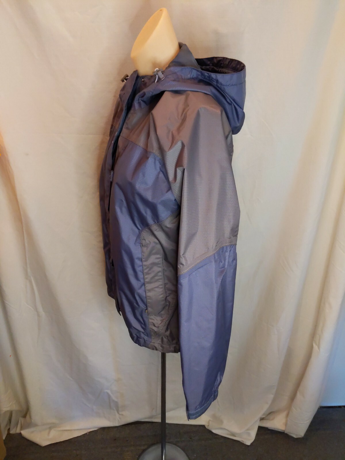 Helly Hansen Helly Tech Women's Packable Windbrea… - image 8