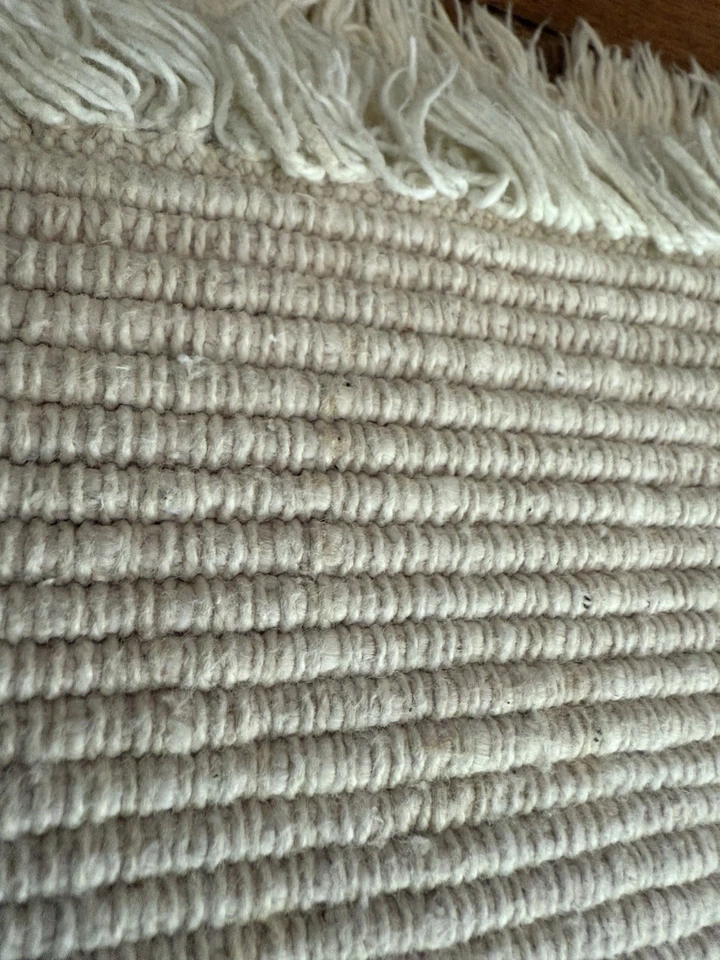 Woven Placemats 16" x 12" Neutral Shades of Beige/Off-White Set of 4 - Image 3 of 3