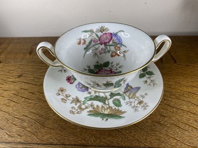 Vintage Wedgwood Charnwood Bone China Suppentasse & Untertasse