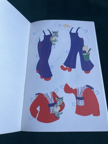 Vintage Paper Dress Up Doll Book Carlsen Denmark Dressing Up 1970s Children - Picture 5 of 5