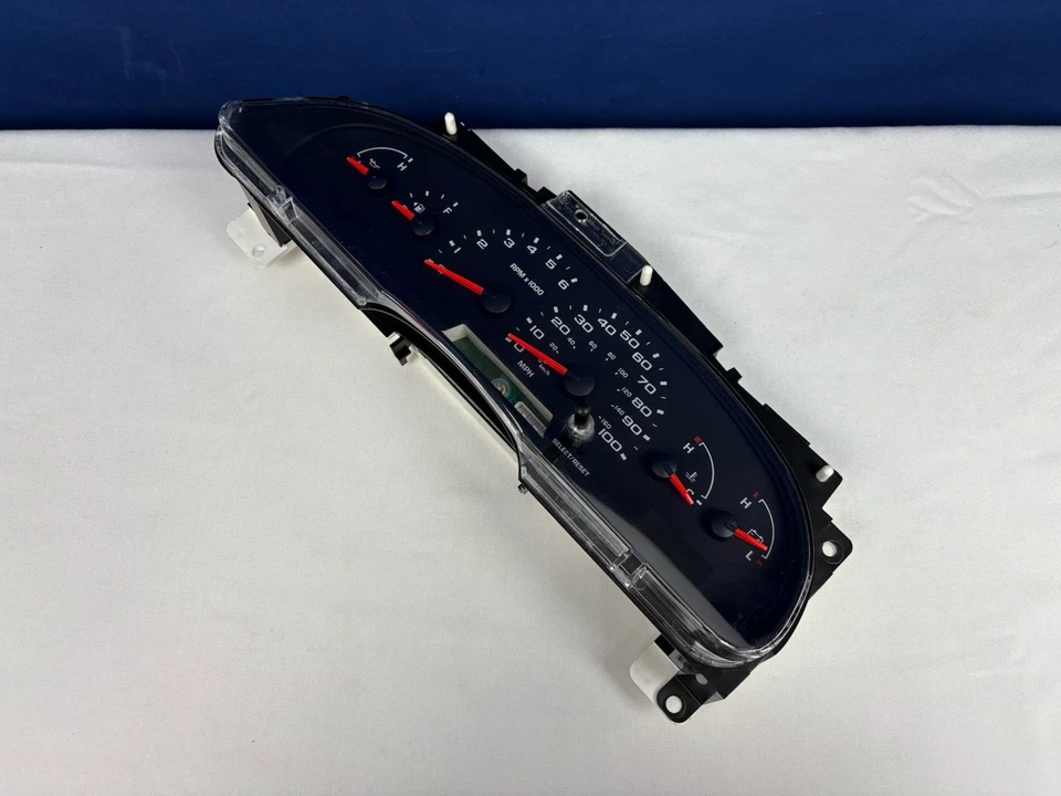 Ford Econoline Van E150 E250 E350 2004-2007 velocímetro cuadro de instrumentos Foto 3 de 4