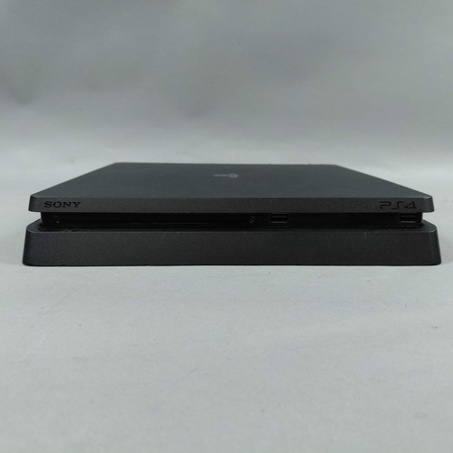 Sony PlayStation 4 PS4 500GB Black Console Gaming System CECH-2501B - Picture 4 of 16