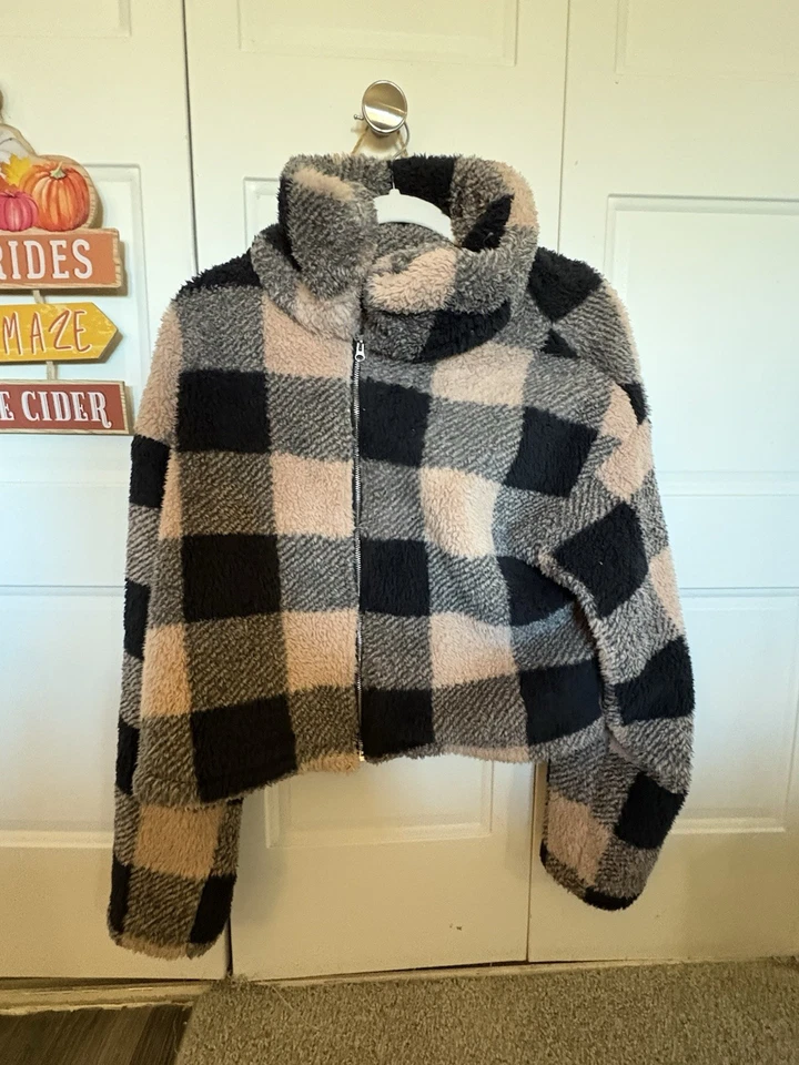 Chaqueta de mujer Sherpa a cuadros polar con cremallera | Abrigo de peluche a cuadros neutros | Suave Foto 4 de 4