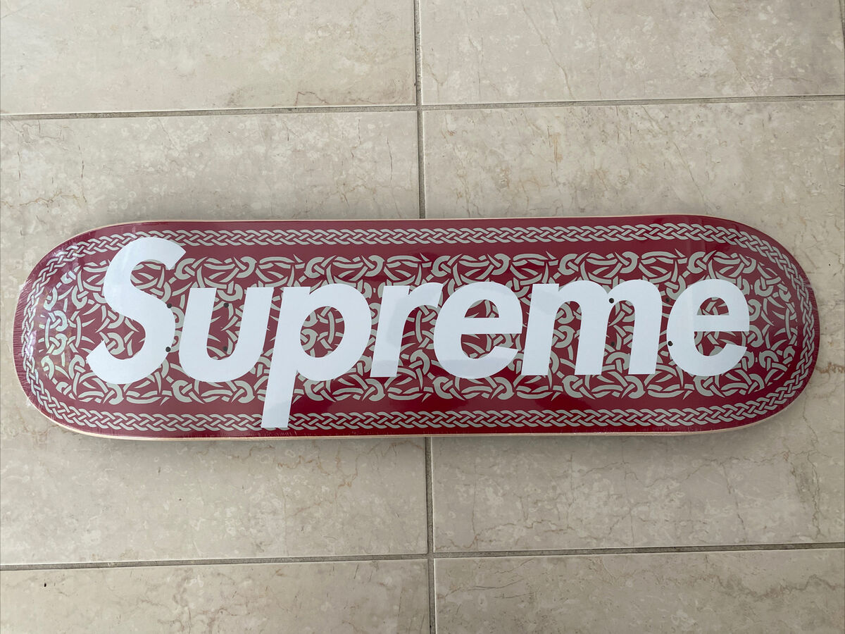 Supreme Celtic Knot Skateboard Red 8 1/4 FW21 Rare Limited Supreme Celtic Knot Skateboard Red 8 1/4 FW21 Rare Limited