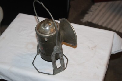 Vintage Economy Electric Lantern Company, EcoLite Railroad Lantern Cat. No. 400