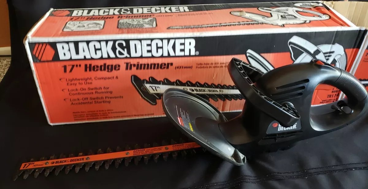 Black & Decker Hedge trimmer TR1700