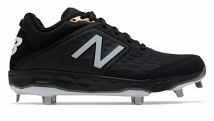 metal cleats on turf