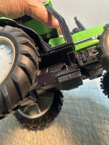 Vintage 1986 Ertl Deutz Allis 6260 Special Edition 1/16 Green Tractor - Picture 6 of 10