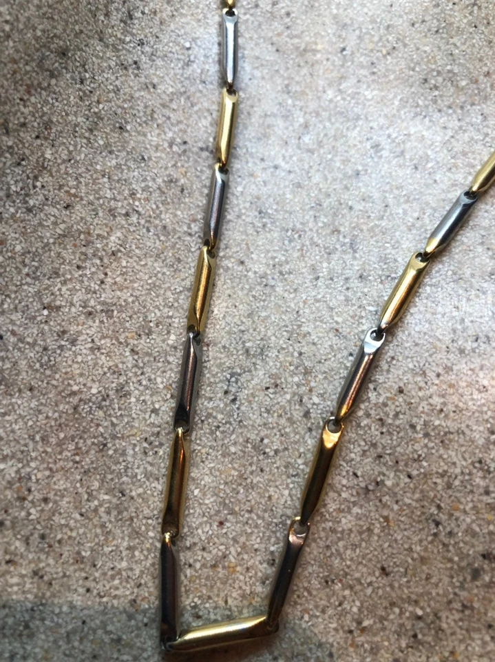 Corrente de aço inoxidável ouro e prata 22 polegadas - Imagem 2 de 4