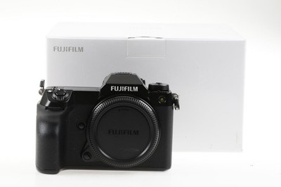 FUJIFILM GFX50S II Mittelformat 51,4 MP / Demogerät - SNr: 31001247