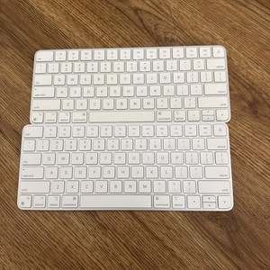 “AS IS” NO RETURNS.Apple Magic Keyboard A2450 Bluetooth. USED.