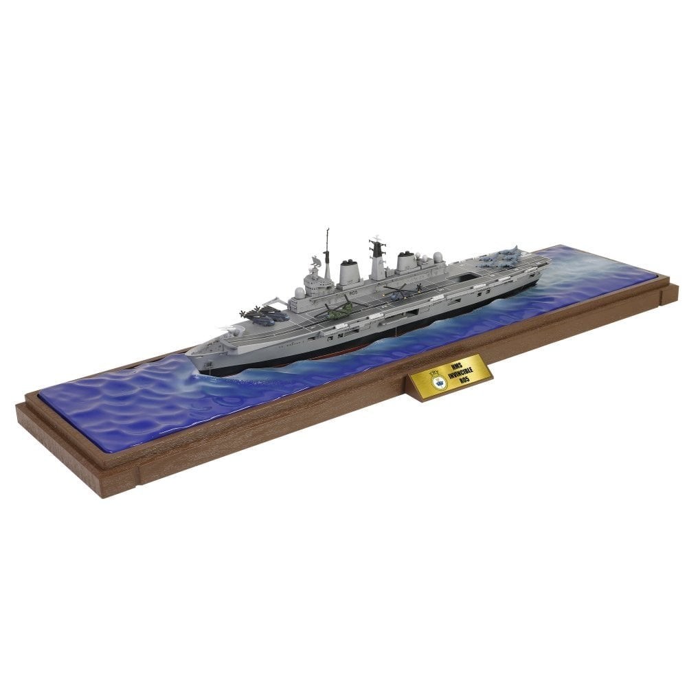 Forces of Valor 1:700 HMS Invincible R05 1982 Falkland War Waterline Model Ship