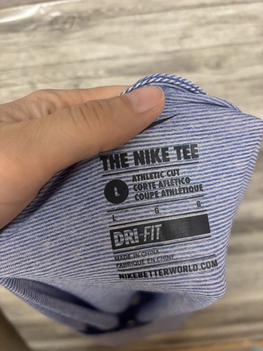 The Nike Tee Womens shirt Size Large Blue Striped Short Sleeve Dri Fit Athletic - 第 3/13 張圖片