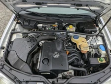 Motor ANA VW Passat 1.6 74 KW 100 PS 242341 Km