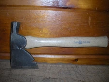 Vintage AMERICAN BEAUTY Hatchet / 2 lb. 3 oz.