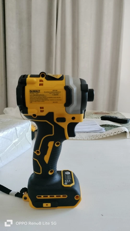 Visseuse sans fil Dewalt DCF 850 Neuve. - Photo 2/3