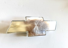 1999-02 Silverado  2000-06 Tahoe Gold Grille Bowtie Emblem Oem Pt 12335633