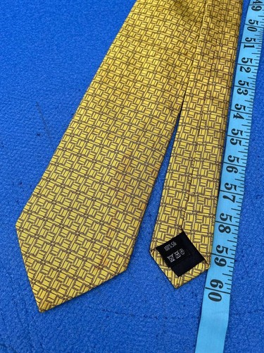 Authentic DUNHILL Monogram Design On Gold 100% Silk Necktie Tie Made In England - Picture 12 of 12