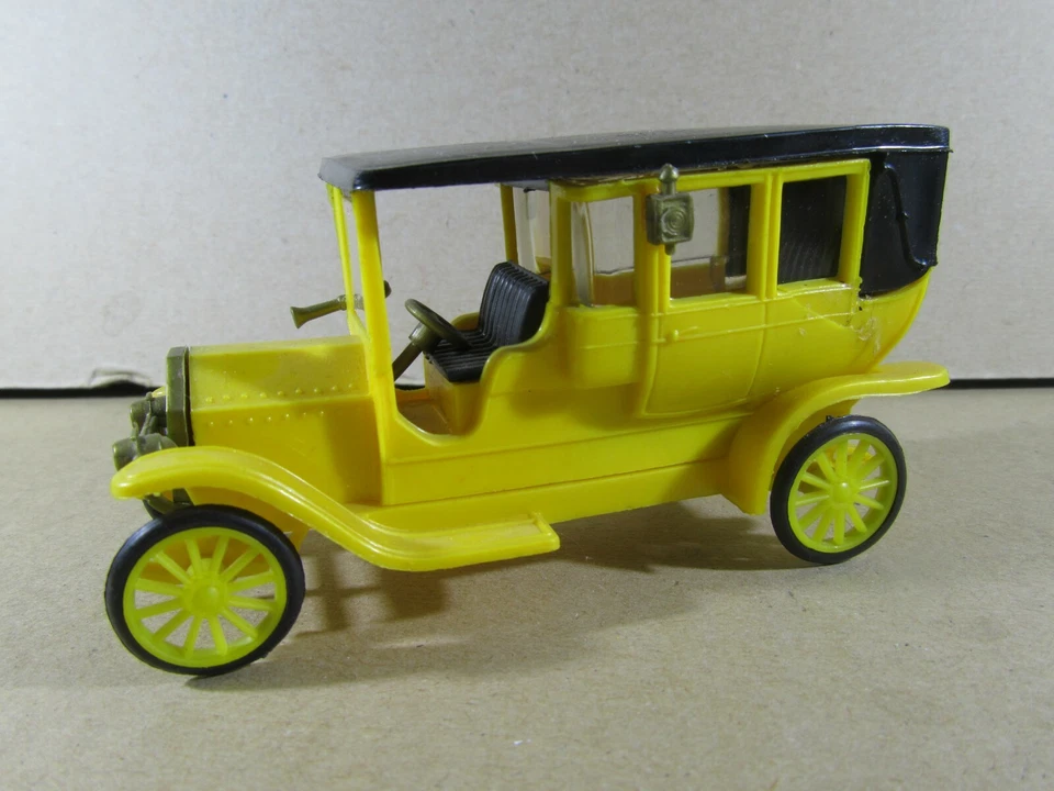 280S Politoys APS Plastica 104 Italia Itala Palombella 35/45 Hp 1909 Giallo 1:45 - Immagine 3 di 4