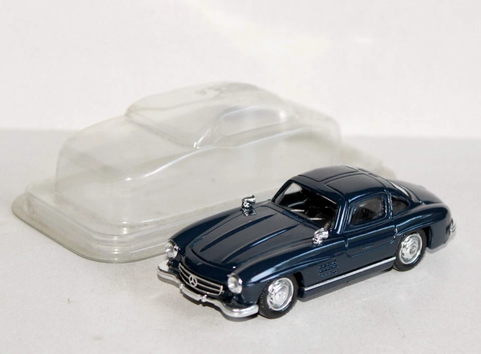 SOLIDO 1/43 N°4502 MERCEDES 300 SL 1954 BLEU MARINE VOITURE AUTOMOBILE MINIATURE - Photo 1/4