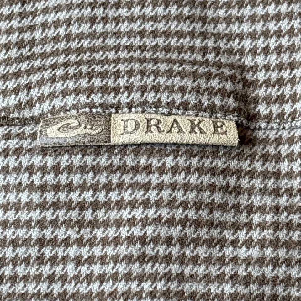 NWT Drake Waterfowl Autumn Brushed Twill Houndstooth  Flannel Shirt Medium Khaki - Image 2 of 4