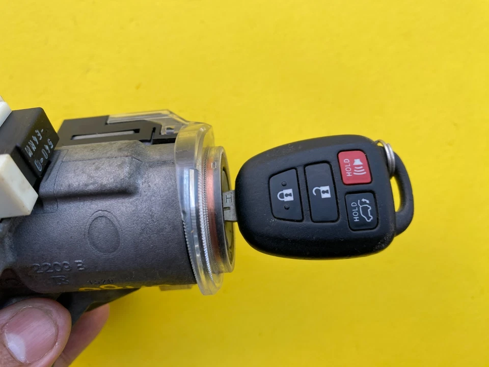 Toyota Highlander 2014-2019 interruptor de encendido bloqueo con cilindro de llave OEM 89782-0E010 Foto 2 de 4