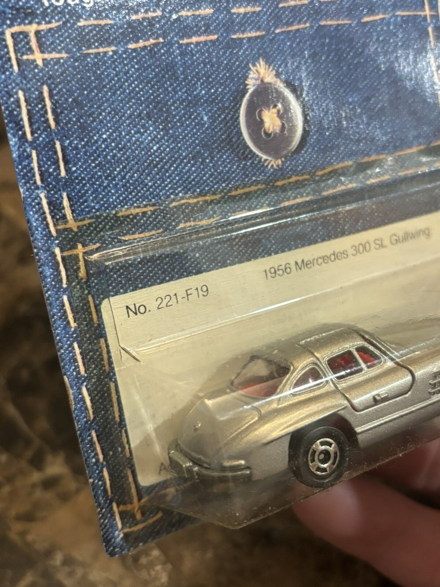 Tomy Tomica Pocket Cars F19 1956 Mercedes Benz 300SL Gullwing 1/63