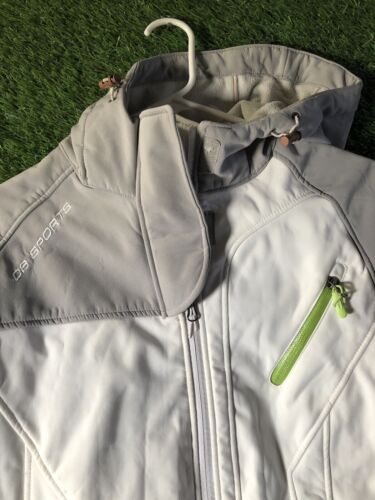 CB sports white with gray & green zips jacket.Windproof, water resistant. Medium - Picture 2 of 6