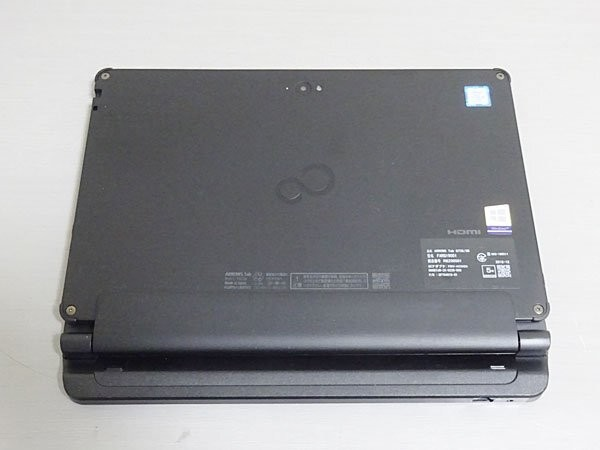 Fujitsu FMV ARROWS Tab Q738/4G/SSD128GB 13.3in Core i5 7300U Fujitsu FMV ARROWS Tab Q738/4G/SSD128GB 13.3in Core i5 7300U