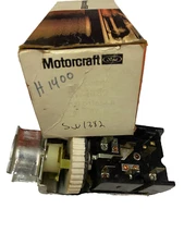 Ford Headlamp Switch SW1382 D7TZ11654B fit Bronco 1976-1977 D7TB11652AA