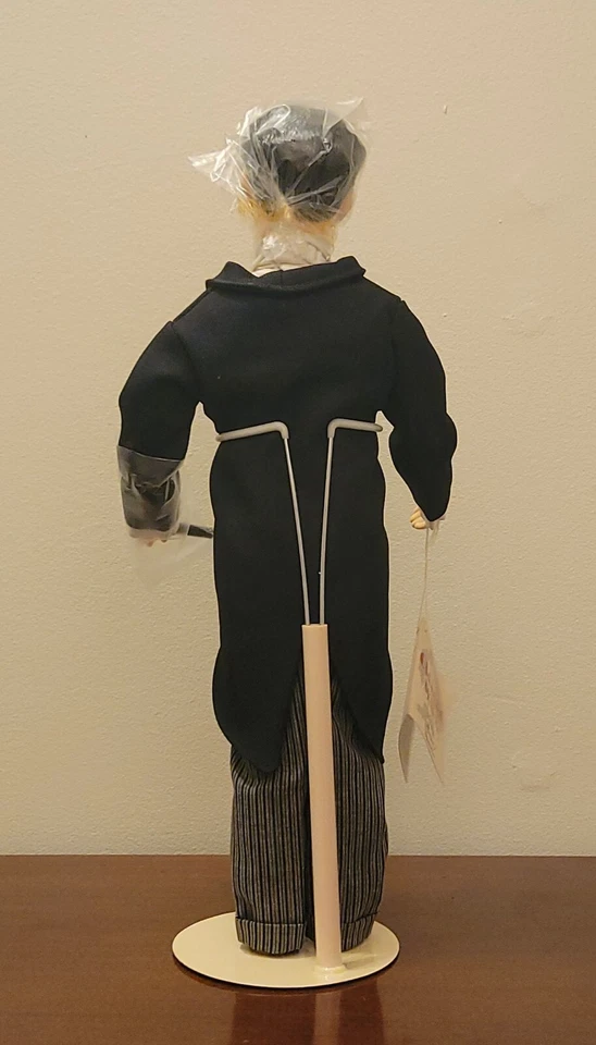 GROUCHO MARX  Vintage 17" Doll By Effanbee's Legend Series (1983) W/ Tag RARE! - Image 3 of 4