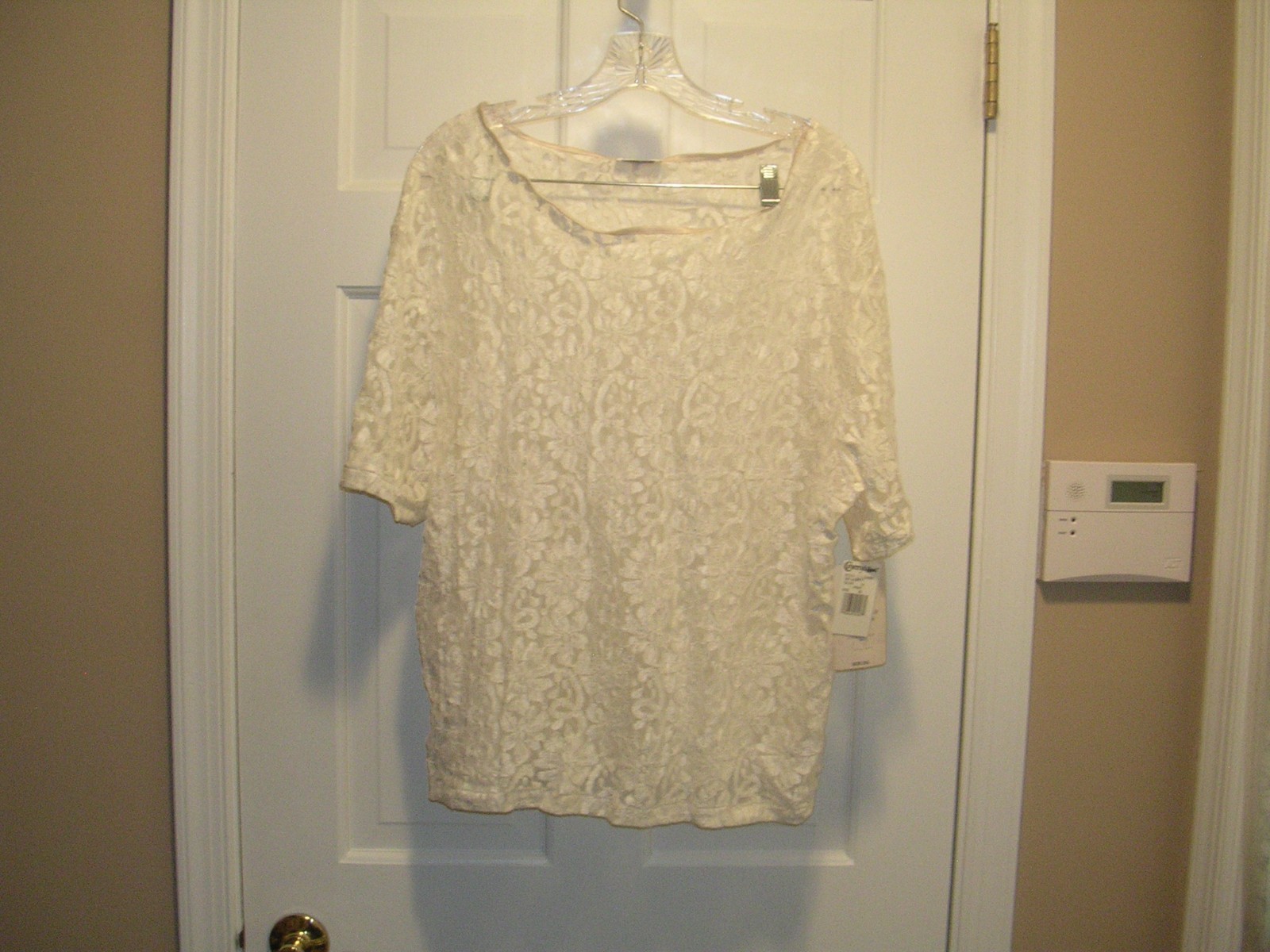 Picture 1 of 2