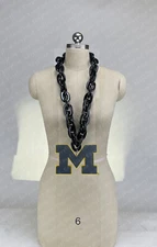 New U of Michigan Wolverines Jumbo Black Big Fan Chain Necklace Foam MI USA