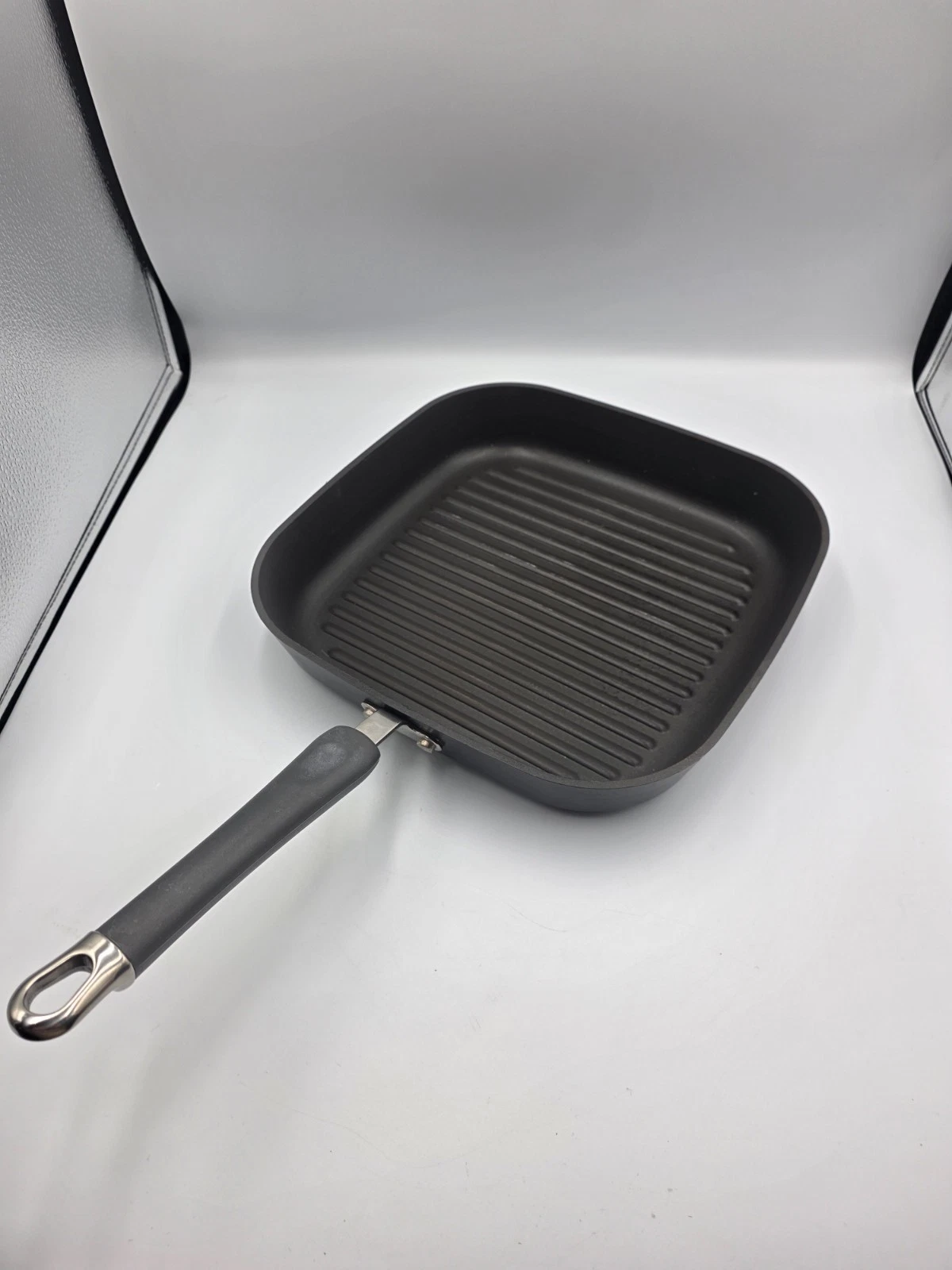 Pampered Chef Signature Nonstick Square Grill Pan Black Model 11x11