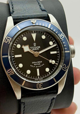 TUDOR Heritage Black Bay 41mm Black Dial Blue Bezel Full Set