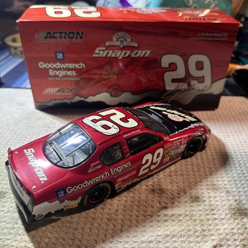 Action #29 Kevin Harvick Snap-On GM Goodwrench 2003 Monte Carlo #103881 1/24 - Picture 2 of 4