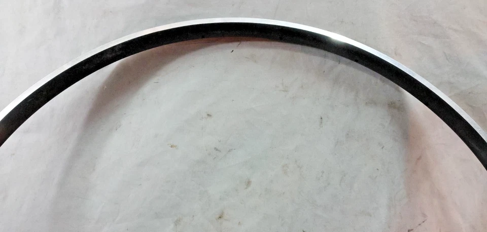 Juego de llantas de bicicleta de carretera Bontrager Affinity TLR 700c negro 18S freno de llanta de doble pared ~ Foto 4 de 4