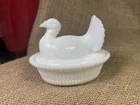 Vintage MCM Art Glass Turkey on Nest White Milk Glass Degenhart/Boyd Unmarked